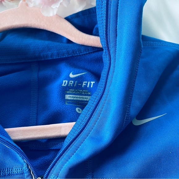 Nike • Dri-Fit Track Jacket - Picture 3 of 10